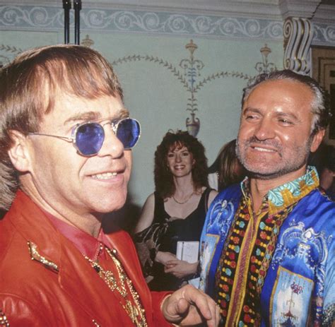 gianni versace e elton jonh|designer killed in miami.